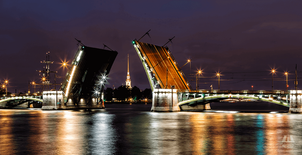 В Петербурге начал работу дублёр Биржевого моста