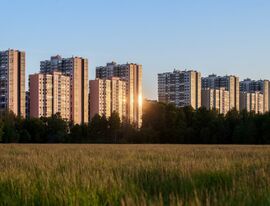Дефицит земли и ужесточение требований: почему в Петербурге стали строить меньше жилья
