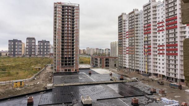 Жители Москвы стали чаще интересоваться новостройками Петербурга