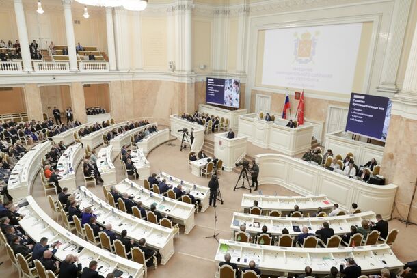 Парламент Петербурга готов продлить мораторий на закон о КРТ еще на год