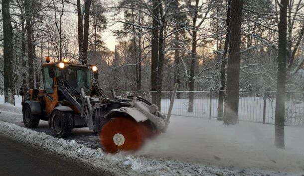 Парковка за уборку: в Госдуме предложили поощрять петербуржцев за помощь в борьбе со снегом