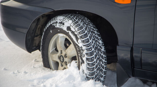 Противоречивый закон: зимние шины нужны, но необязательны