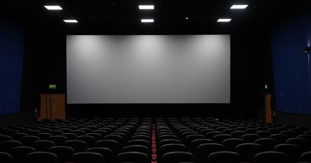Пирату по рукам: в России хотят ужесточить правила посещения кинотеатров