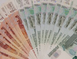 Объем кредитов и займов россиян превысил 32 триллиона рублей по итогам июля
