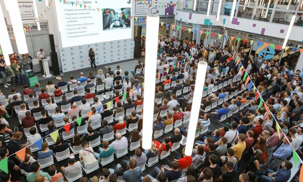 Сбер открыл «Школу 21» в Великом Новгороде