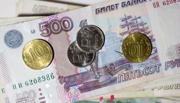 Прожиточный минимум вырос в Петербурге еще на 100 рублей