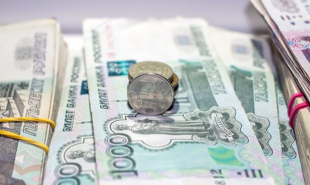 Минимальная заработная плата в Петербурге увеличится до 25 тыс. рублей