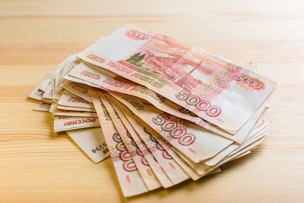 Количество выявленных поддельных денег в РФ в I квартале снизилось на 63%