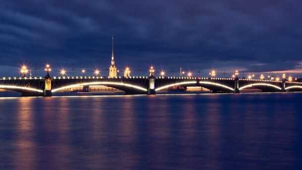Мосты в Петербурге не будут разводить в ночь на 13 июня