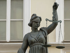 Госдума сократила полномочия адвокатов: как это скажется на юридической защите граждан