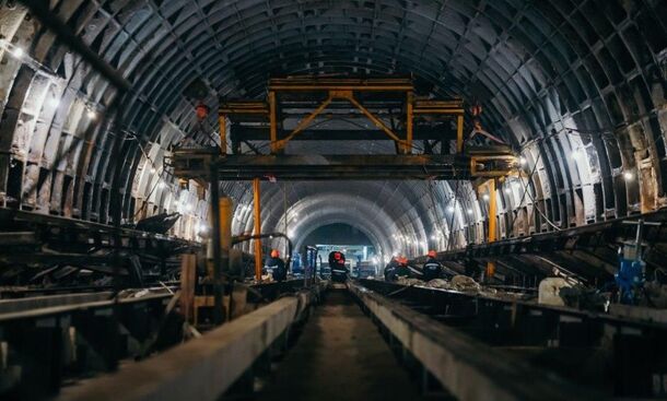 Строительство станций метро «Богатырская» и «Каменка» завершится не ранее 2028 года