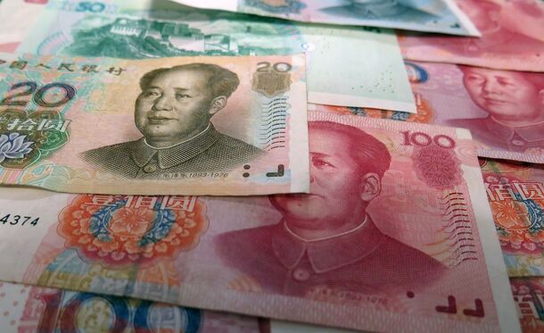 Ряд крупных банков Китая перестал принимать платежи из России в юанях