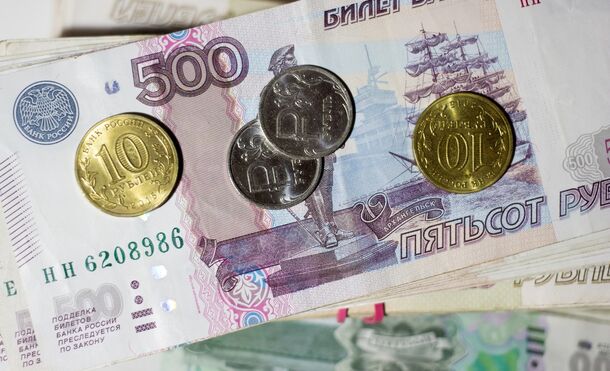 Почти 70% петербуржцев поддерживают повышение МРОТ до 30 тысяч рублей