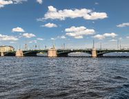 Биржевой мост закрывается на год в ночь на 9 октября