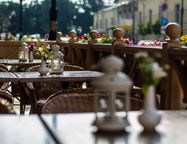 Власти Петербурга упростили правила открытия летних кафе