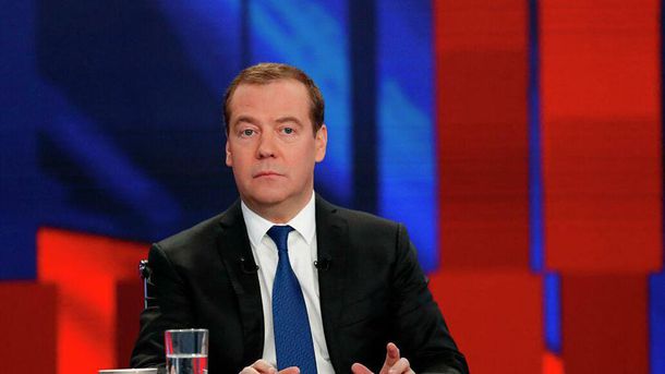 Дмитрий Медведев прокомментировал возможное отключение интернета в России