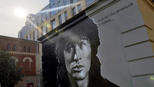 Граффити с портретами  Бодрова и Цоя вновь оказались под угрозой уничтожения