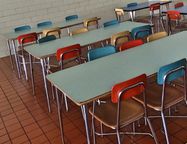 Некоторые петербургские школьники могут остаться без питания