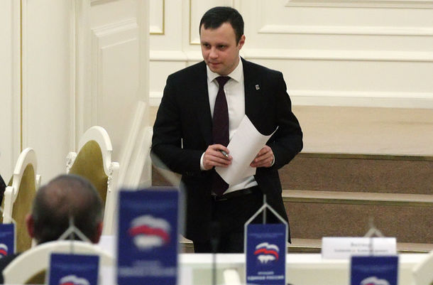 Единороссы ЗакСа попросили Александра Беглова вступиться за депутата Четырбока