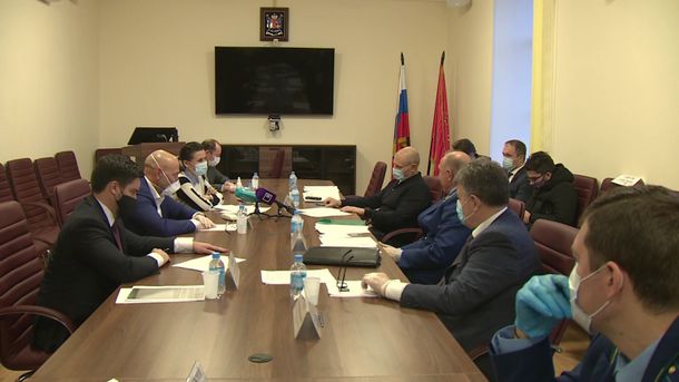 Прокурор Петербурга провел встречу с рестораторами и представителями Смольного