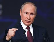 Владимир Путин потребовал не прекращать оказание плановой медпомощи детям