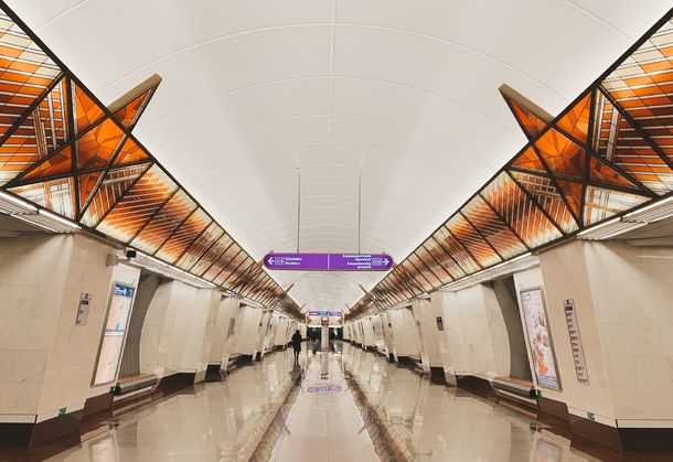 Смольный продлил масочный режим в петербургском метро до 31 марта