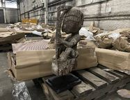 Старинные индонезийские маски и статуи не пропустили на таможне в Петербурге