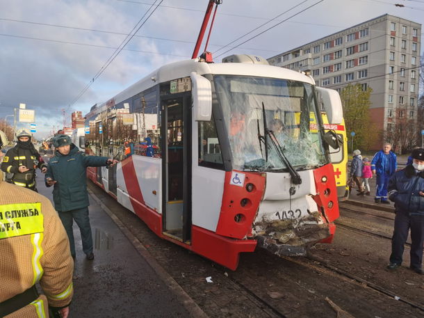 Комздрав: все 16 пострадавших в ДТП с трамваями на Бухарестской доставлены в больницы