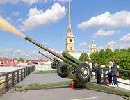 Новая традиция в Петербурге: выстрел из пушки дополнят концертом