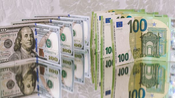 ЦБ РФ продлит действие валютных послаблений для подсанкционных банков до конца 2022 года
