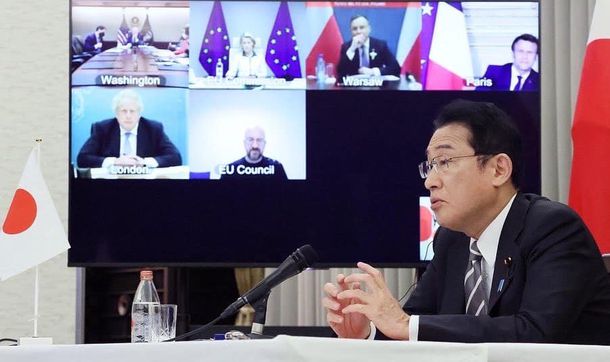 МИД РФ запретил въезд в страну премьер-министру Японии Фумио Кисиде