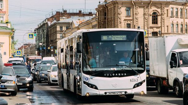 Общественный транспорт Петербурга остановится для минуты молчания 22 июня