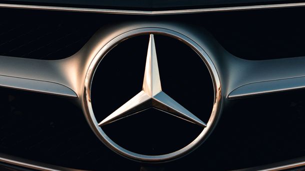 Mercedes-Benz продаст свои доли в российских «дочках» компании «Автодом»