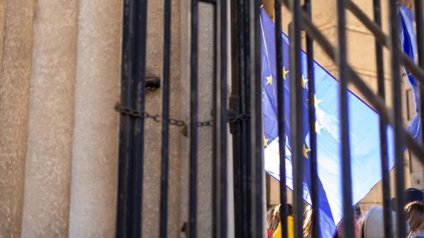 Совет ЕС утвердил решение о включении обхода введенных санкций в список преступлений