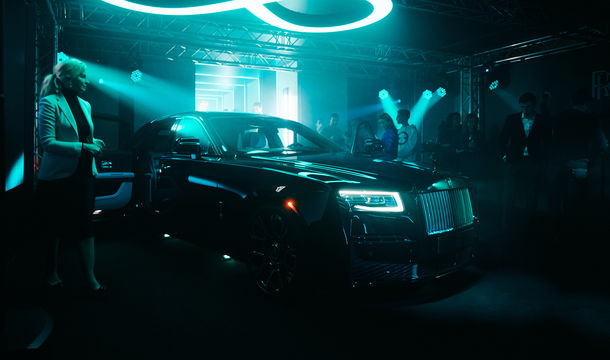 Премьера Rolls-Royce коллекционной серии Black Badge