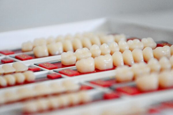 ОЛЕГ ПОНОМАРЁВ: Успешность аутотрансплантации зуба составляет 70-80%