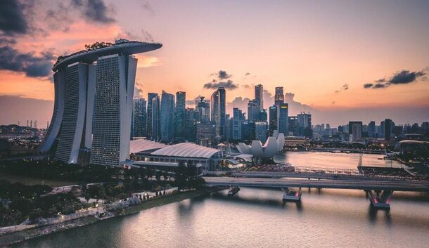 О транзитных рейсах через Сингапур и групповых программах по Малайзии