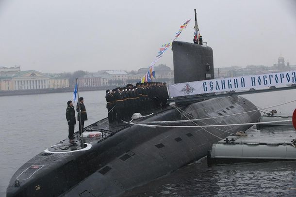 «Адмиралтейские верфи» передали Черноморскому флоту подводную лодку «Великий Новгород»