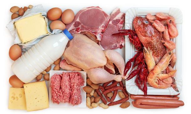 Более половины мясной продукции на российском рынке может содержать антибиотики, считают эксперты