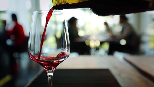 Российские вина в магазинах и ресторанах могут потеснить импортные напитки