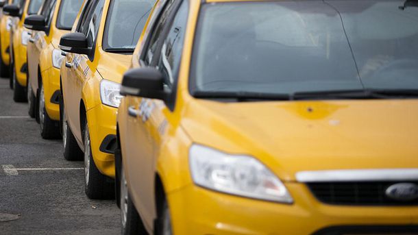 Таксисты назвали «бессмысленным»  предложение Объединения перевозчиков России ввести госрегулирование цен на рынке такси