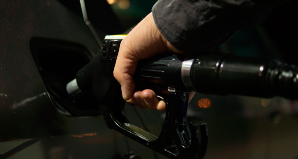 О розничных ценах на бензин 