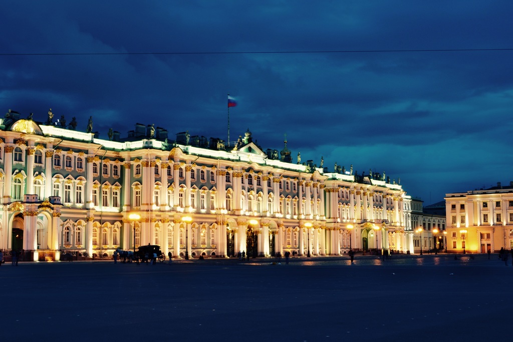 Проживание в отелях Петербурга в новогодние каникулы подорожало на 16%