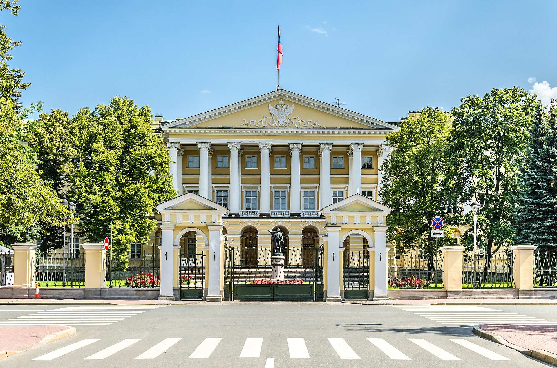 Петербург и туркменский Аркадаг станут городами-побратимами