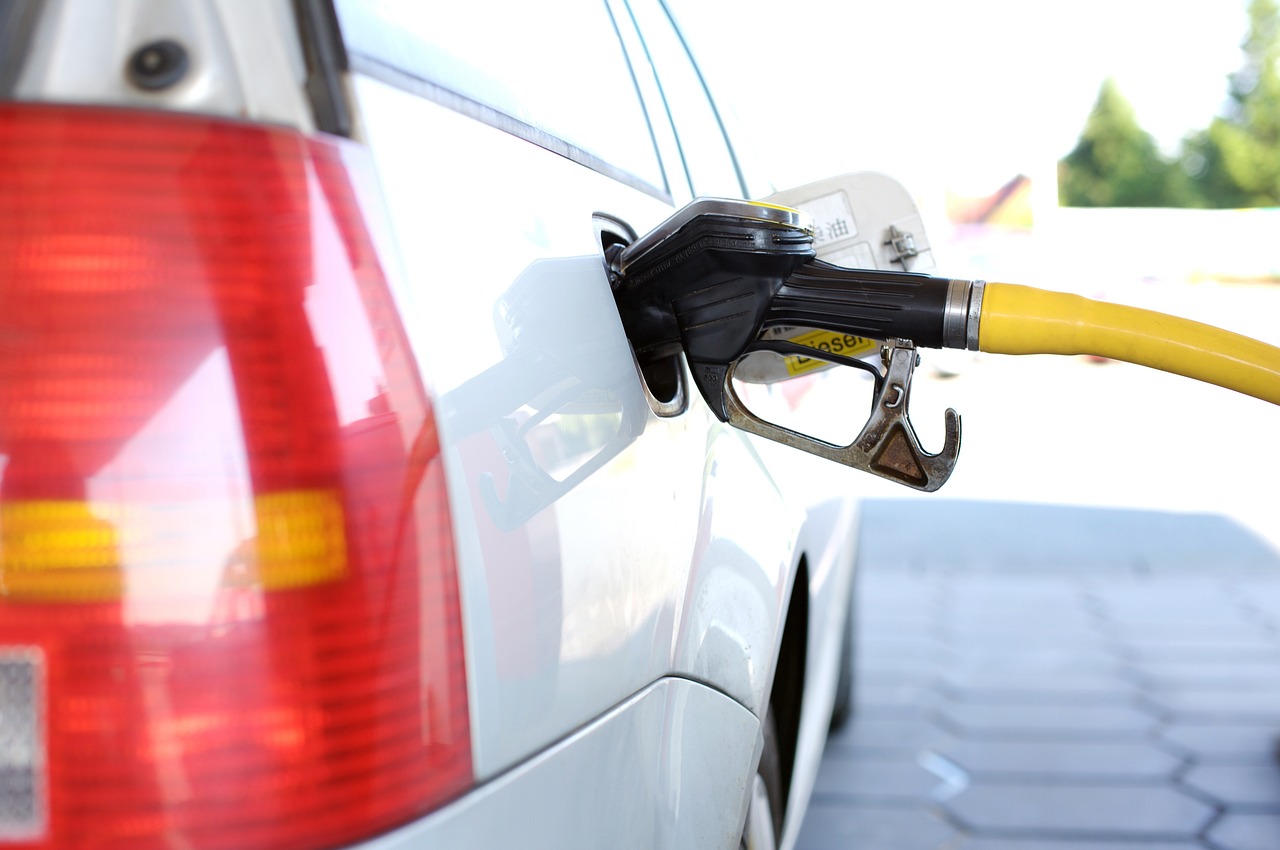 ФАС выступила за возврат к запрету на экспорт бензина с 1 августа