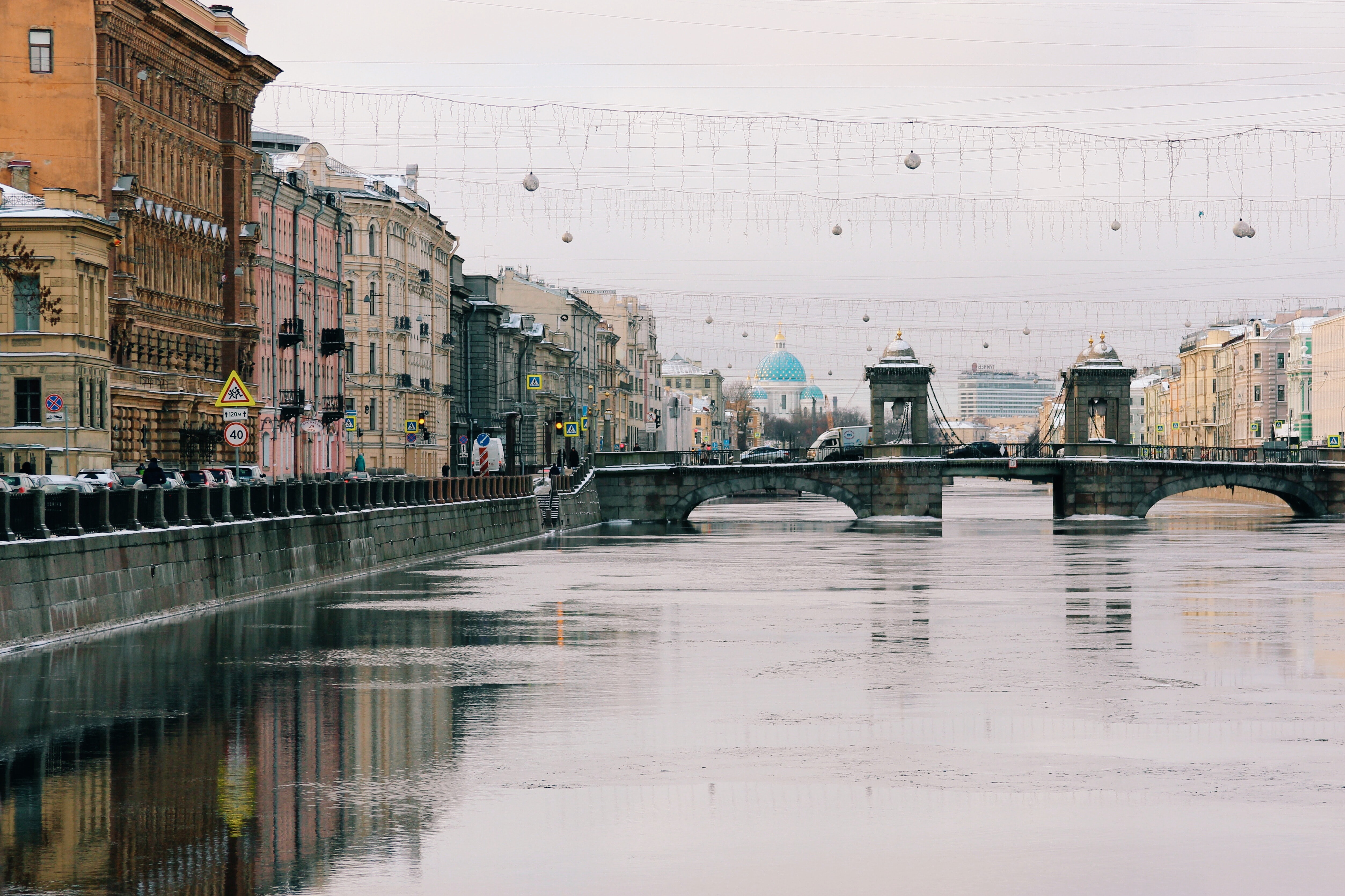 Петербург закон. Река Фонтанка. Питер в ноябре. Дождливый Питер. Дождь в Петербурге.