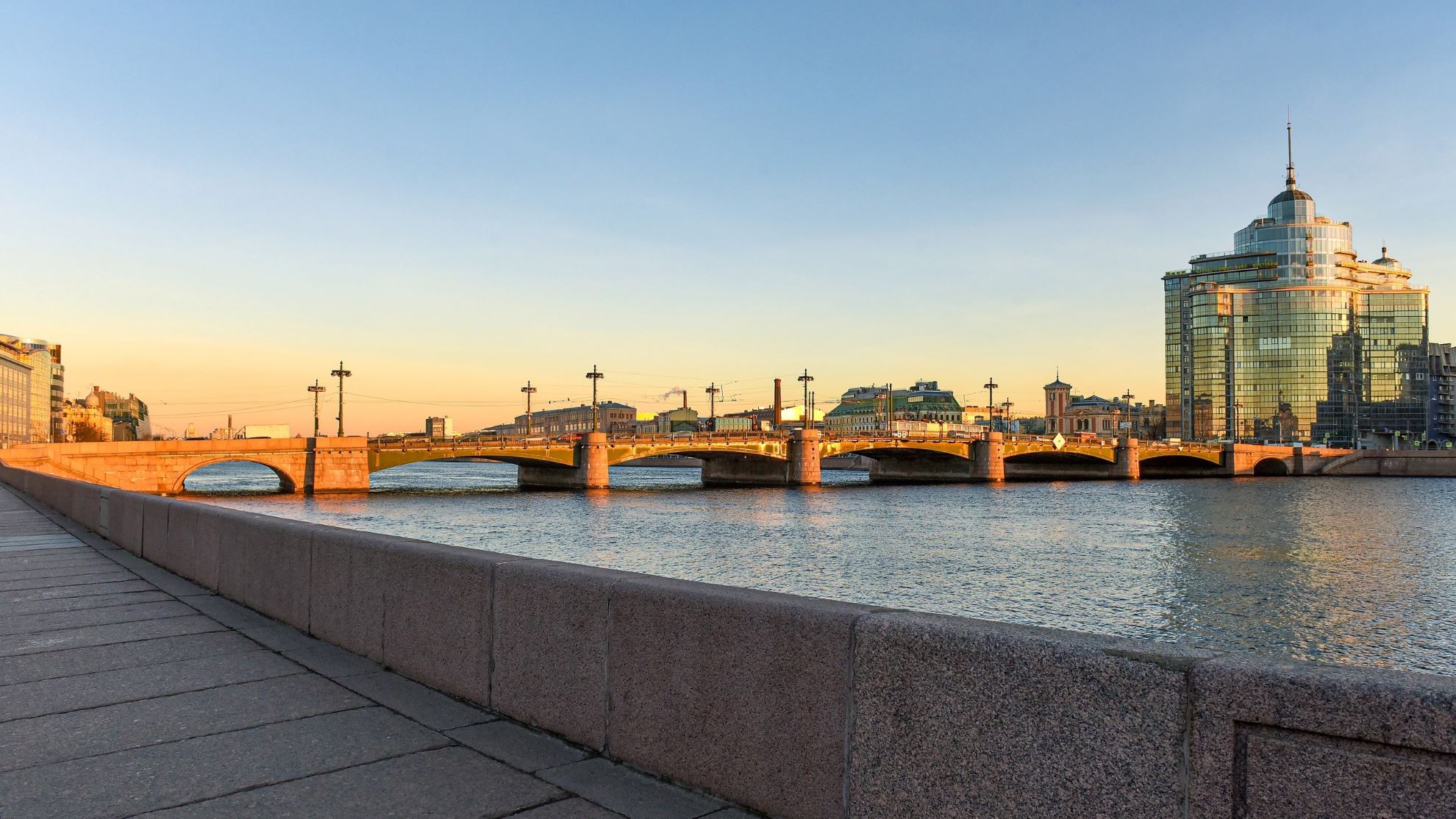 мост под водой в питере