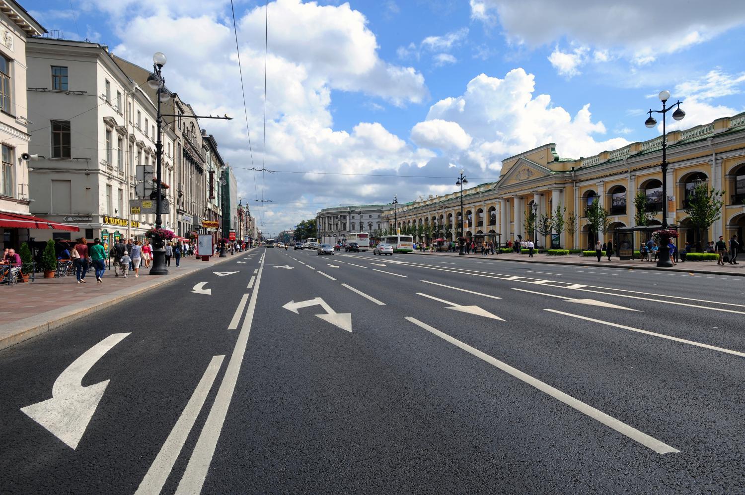 Невский проспект начало улицы