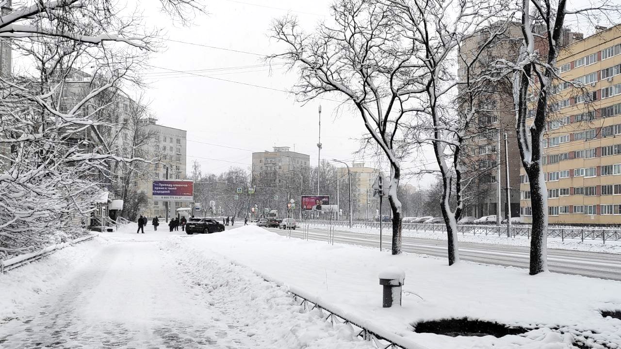 Объемы вывоза снега в Петербурге выросли пятикратно 