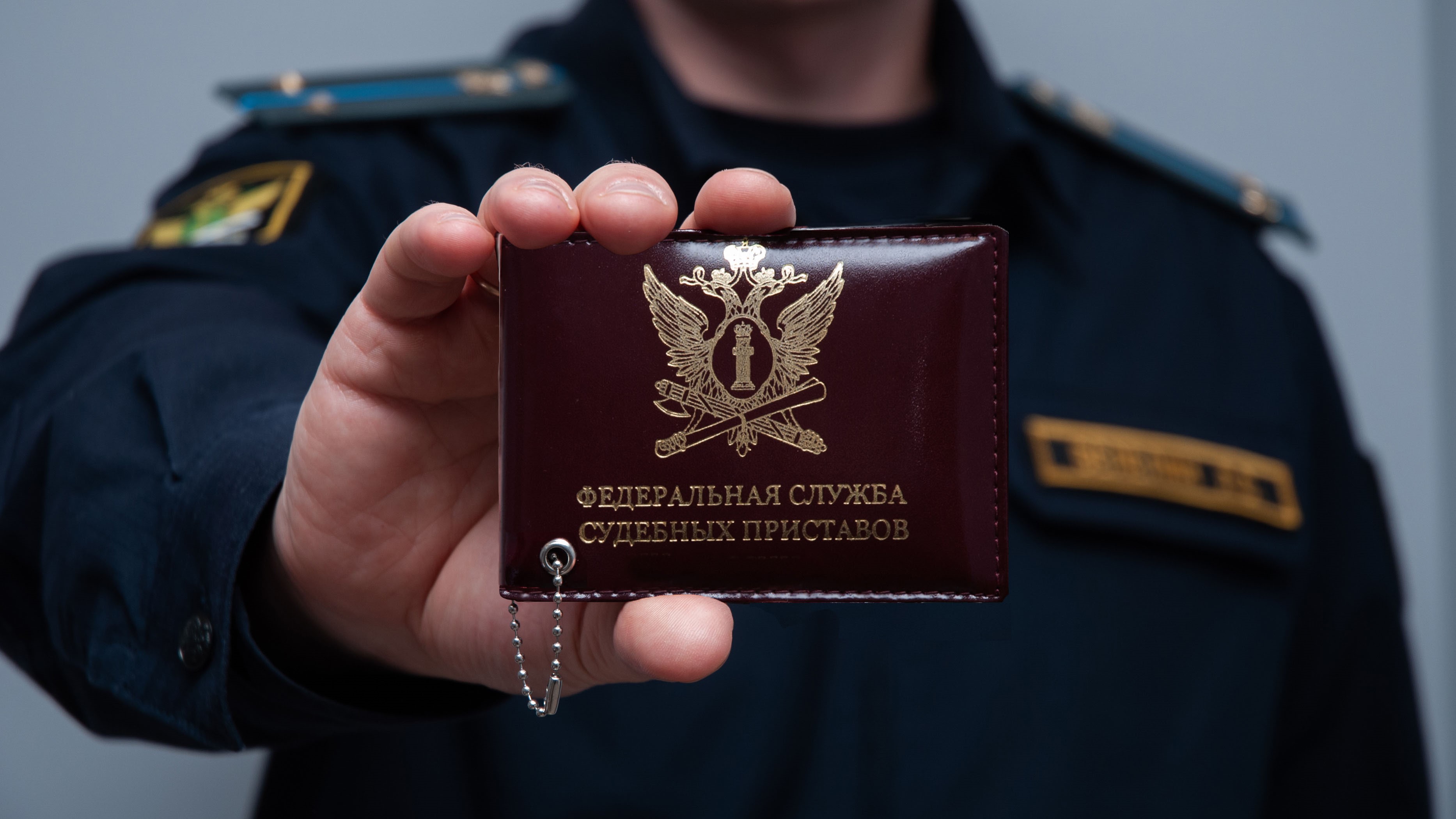 В Петербурге приставы принудительно выдворили из РФ более 4,5 тысячи мигрантов